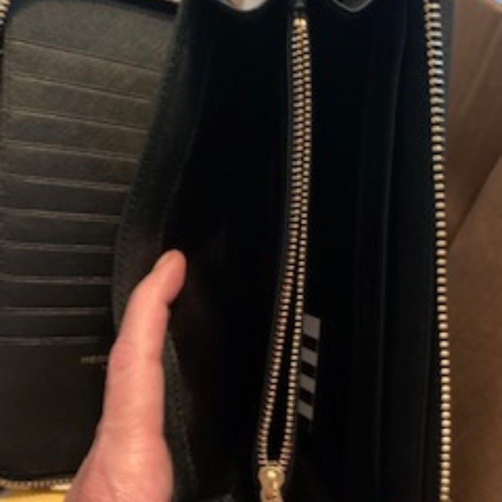 Henri Bendel Clutch Wallet